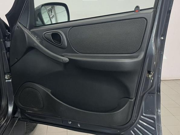 Chevrolet Niva I Рестайлинг с пробегом 2020 года, цена 850 000 рублей, 41337 км, внедорожник, Автокод Объявления