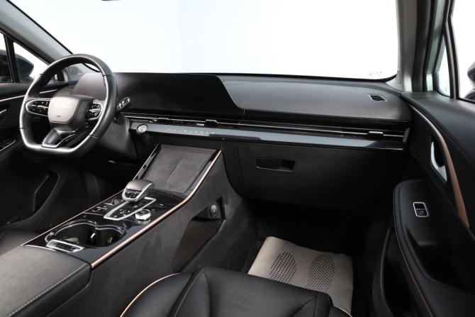 Omoda C5 I с пробегом 2023 года, цена 2 099 000 рублей, 38500 км, внедорожник, Автокод Объявления