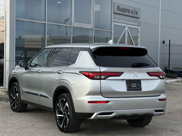 Mitsubishi Outlander IV с пробегом 2021 года, цена 2 749 000 рублей, 102500 км, внедорожник, Автокод Объявления