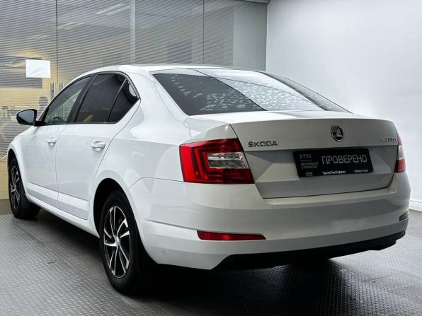 Skoda Octavia III (A7) с пробегом 2016 года, цена 1 399 000 рублей, 123085 км, лифтбек, Автокод Объявления