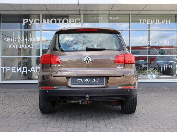Volkswagen Tiguan I Рестайлинг с пробегом 2016 года, цена 1 570 000 рублей, 105000 км, внедорожник, Автокод Объявления