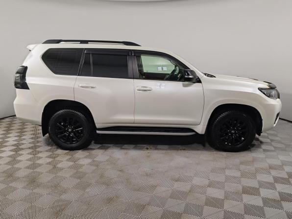 Toyota Land Cruiser Prado 150 Series Рестайлинг 3 с пробегом 2021 года, цена 5 449 000 рублей, 167372 км, внедорожник, Автокод Объявления