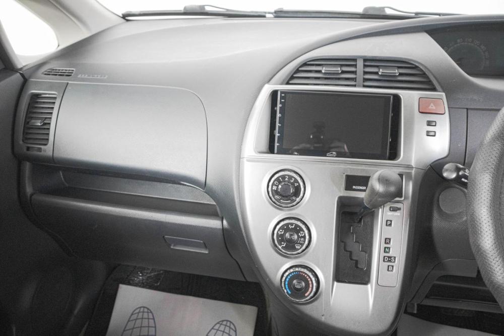 Toyota Ractis I Кемерово  - изображение 13