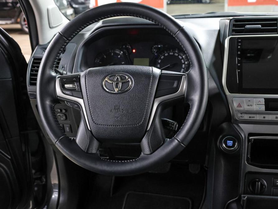 Toyota Land Cruiser Prado 150 Series Рестайлинг 2 Москва  - изображение 18