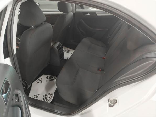 Volkswagen Jetta VI Рестайлинг с пробегом 2015 года, цена 993 200 рублей, 184683 км, седан, Автокод Объявления
