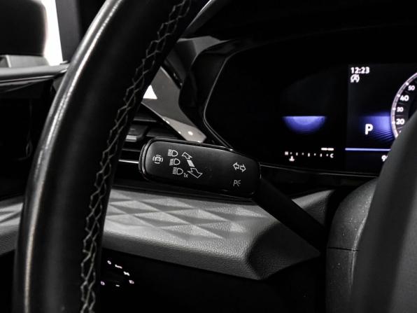 Volkswagen Taos I с пробегом 2021 года, цена 2 189 000 рублей, 99065 км, внедорожник, Автокод Объявления