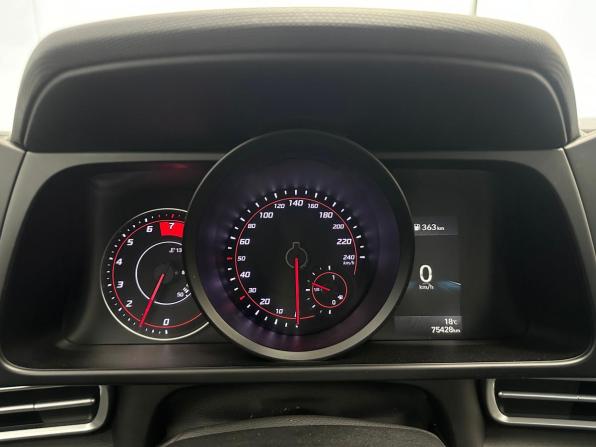 Hyundai Elantra VII (CN7) с пробегом 2021 года, цена 1 957 000 рублей, 75428 км, седан, Автокод Объявления
