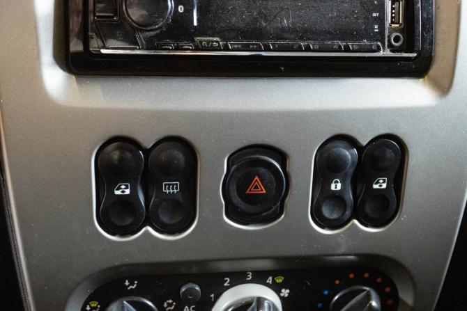 Renault Logan I Рестайлинг с пробегом 2011 года, цена 349 000 рублей, 316478 км, седан, Автокод Объявления