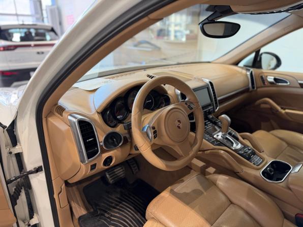 Porsche Cayenne II (958) с пробегом 2011 года, цена 2 340 000 рублей, 189000 км, внедорожник, Автокод Объявления