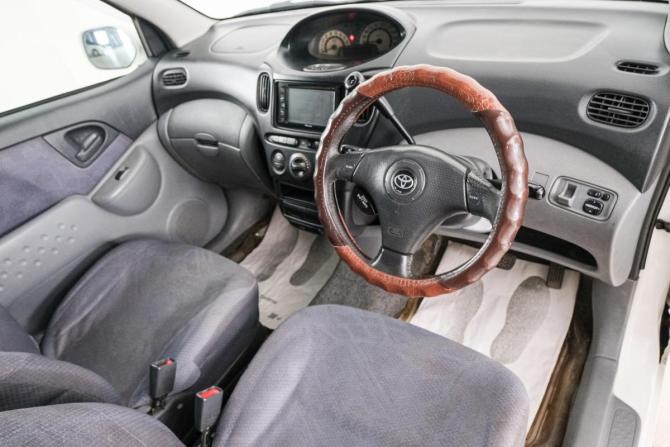 Toyota FunCargo с пробегом 2001 года, цена 429 000 рублей, 420000 км, компактвэн, Автокод Объявления
