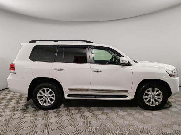 Toyota Land Cruiser 200 Series Рестайлинг 2 с пробегом 2016 года, цена 5 499 000 рублей, 254006 км, внедорожник, Автокод Объявления