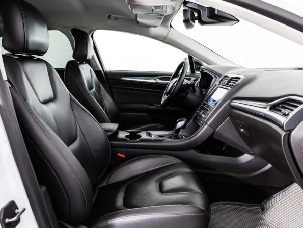 Ford Mondeo V с пробегом 2017 года, цена 1 599 000 рублей, 160588 км, седан, Автокод Объявления