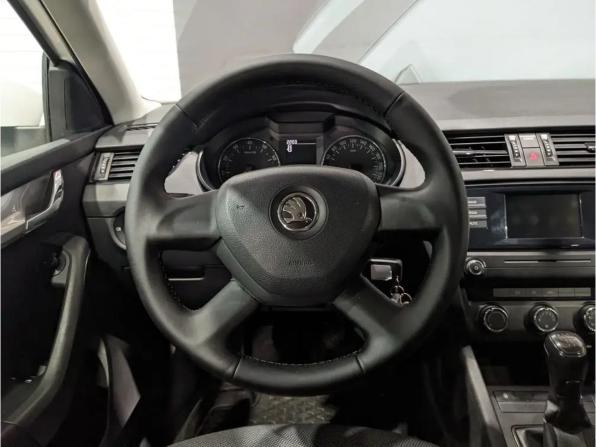 Skoda Octavia III (A7) с пробегом 2014 года, цена 945 000 рублей, 233511 км, лифтбек, Автокод Объявления