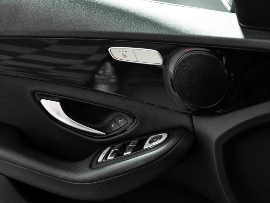Mercedes-Benz C-Класс IV (W205) Рестайлинг Санкт-Петербург  - изображение 19