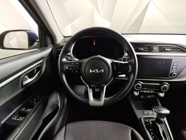 Kia Rio IV Рестайлинг с пробегом 2022 года, цена 1 650 000 рублей, 58076 км, седан, Автокод Объявления