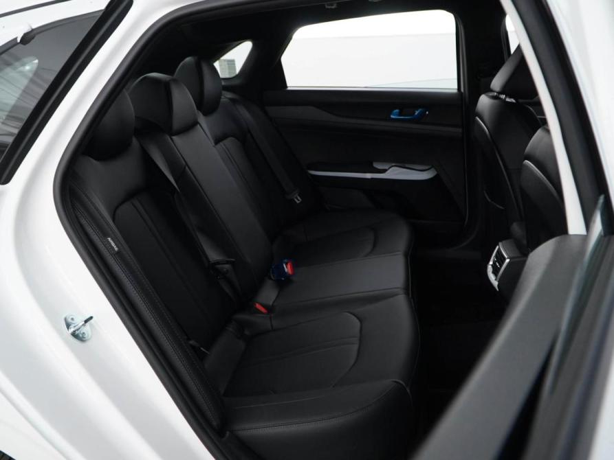 Kia K5 III Рестайлинг Москва  - изображение 7