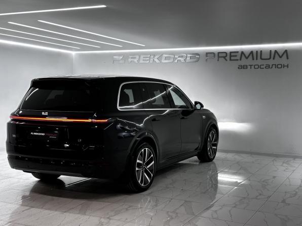 Li Auto (Lixiang) L9 I с пробегом 2024 года, цена 6 500 000 рублей, 45154 км, внедорожник, Автокод Объявления