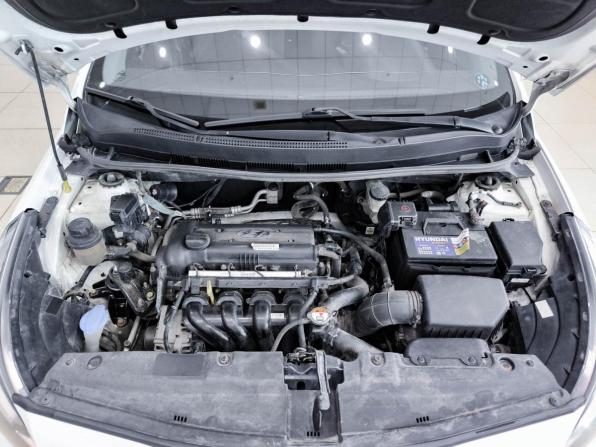 Hyundai Solaris I Рестайлинг с пробегом 2015 года, цена 899 000 рублей, 135180 км, седан, Автокод Объявления