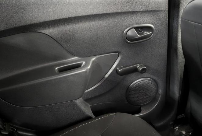 Renault Logan II с пробегом 2016 года, цена 850 000 рублей, 139142 км, седан, Автокод Объявления