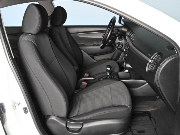 Kia Rio IV с пробегом 2017 года, цена 1 299 000 рублей, 95842 км, седан, Автокод Объявления