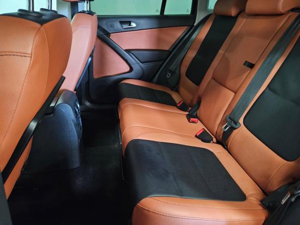 Volkswagen Tiguan I Рестайлинг с пробегом 2011 года, цена 1 126 000 рублей, 130655 км, внедорожник, Автокод Объявления