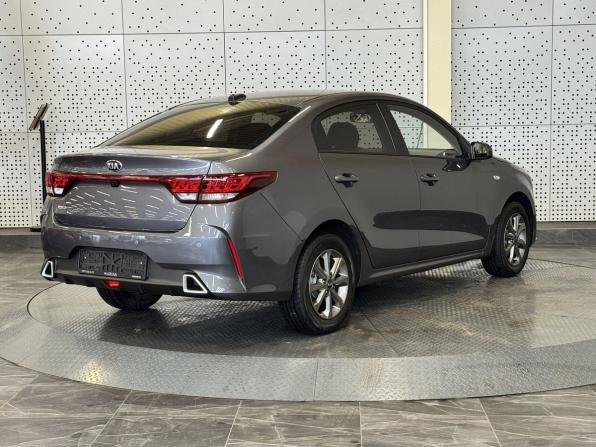 Kia Rio IV Рестайлинг с пробегом 2021 года, цена 1 220 000 рублей, 92933 км, седан, Автокод Объявления