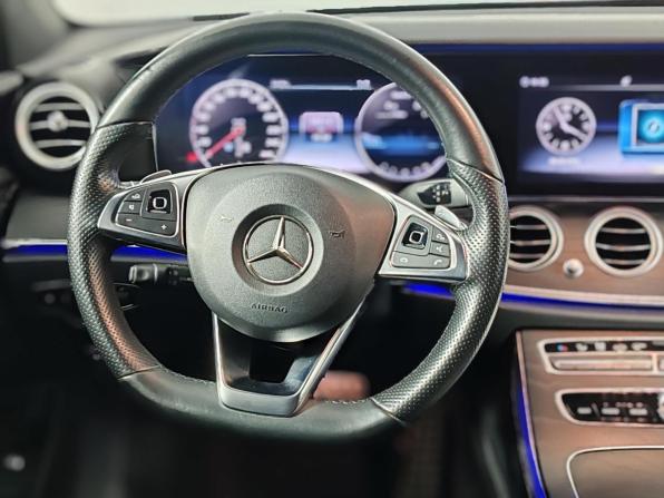 Mercedes-Benz E-Класс V (W213 S213 C238) с пробегом 2018 года, цена 3 129 000 рублей, 94152 км, седан, Автокод Объявления