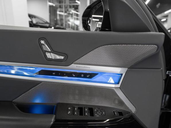 BMW 7 серии VII (G70) с пробегом 2023 года, цена 11 650 000 рублей, 73435 км, седан, Автокод Объявления