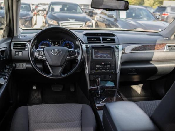 Toyota Camry VII (XV50) Рестайлинг с пробегом 2015 года, цена 2 199 000 рублей, 101934 км, седан, Автокод Объявления
