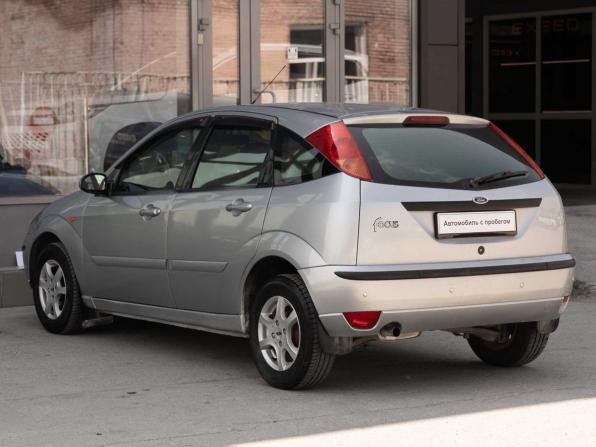 Ford Focus I Рестайлинг с пробегом 2005 года, цена 300 000 рублей, 261727 км, хэтчбек, Автокод Объявления