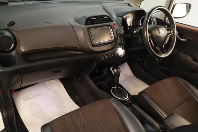 Honda Fit Shuttle I с пробегом 2012 года, цена 1 089 000 рублей, 98000 км, универсал, Автокод Объявления
