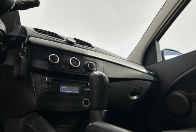 Renault Megane III Рестайлинг с пробегом 2013 года, цена 720 000 рублей, 256124 км, хэтчбек, Автокод Объявления