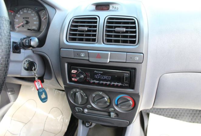 Hyundai Accent II Рестайлинг с пробегом 2005 года, цена 380 000 рублей, 182666 км, седан, Автокод Объявления