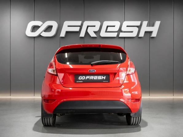 Ford Fiesta Mk6 Рестайлинг с пробегом 2015 года, цена 990 000 рублей, 59007 км, хэтчбек, Автокод Объявления