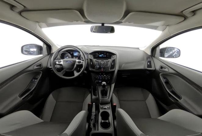Ford Focus III с пробегом 2013 года, цена 1 030 000 рублей, 101050 км, хэтчбек, Автокод Объявления