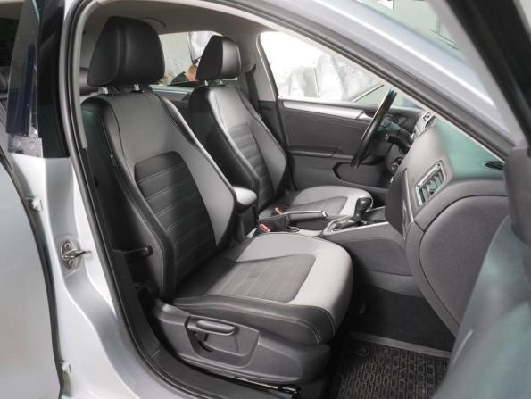 Volkswagen Jetta VI с пробегом 2012 года, цена 1 099 000 рублей, 144254 км, седан, Автокод Объявления