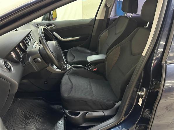 Peugeot 308 I с пробегом 2009 года, цена 330 000 рублей, 131000 км, хэтчбек, Автокод Объявления