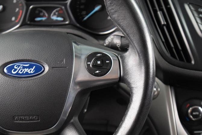 Ford Kuga II с пробегом 2013 года, цена 1 299 000 рублей, 142210 км, внедорожник, Автокод Объявления