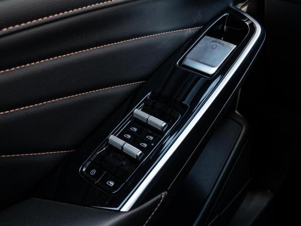 Geely Preface I (China Market) Рестайлинг 2 с пробегом 2024 года, цена 2 890 000 рублей, 2548 км, седан, Автокод Объявления