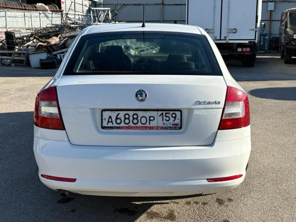 Skoda Octavia II (A5) Рестайлинг с пробегом 2011 года, цена 599 000 рублей, 232000 км, лифтбек, Автокод Объявления