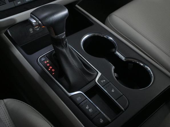 Kia Carnival III с пробегом 2019 года, цена 2 910 000 рублей, 99097 км, минивэн, Автокод Объявления