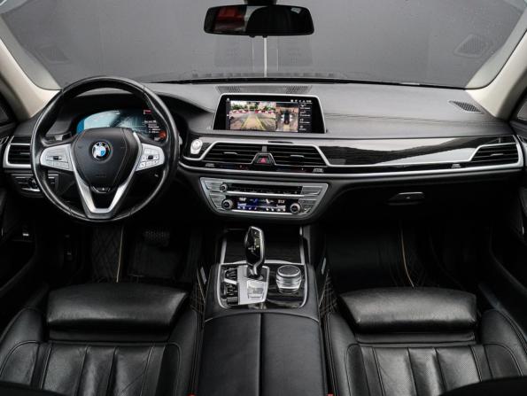 BMW 7 серии VI (G11/G12) Рестайлинг с пробегом 2019 года, цена 5 800 000 рублей, 76700 км, седан, Автокод Объявления