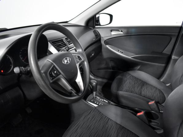 Hyundai Solaris I Рестайлинг с пробегом 2014 года, цена 655 000 рублей, 235063 км, седан, Автокод Объявления