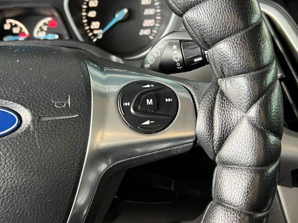 Ford Focus III с пробегом 2013 года, цена 910 000 рублей, 158140 км, хэтчбек, Автокод Объявления