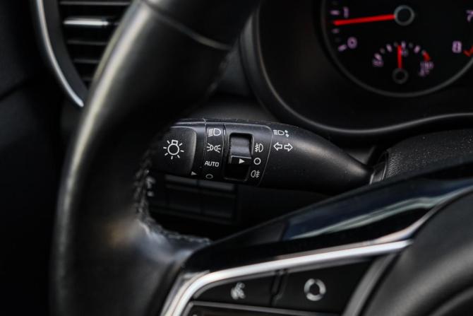 Kia Sportage IV Рестайлинг с пробегом 2018 года, цена 2 350 000 рублей, 144570 км, внедорожник, Автокод Объявления