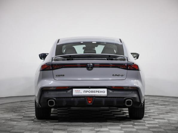 Changan UNI-V I с пробегом 2023 года, цена 2 399 000 рублей, 18960 км, лифтбек, Автокод Объявления