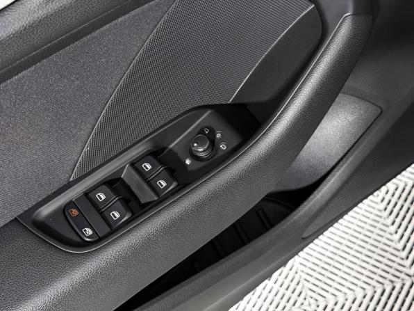 Audi A3 III (8V) с пробегом 2013 года, цена 1 190 000 рублей, 140127 км, хэтчбек, Автокод Объявления