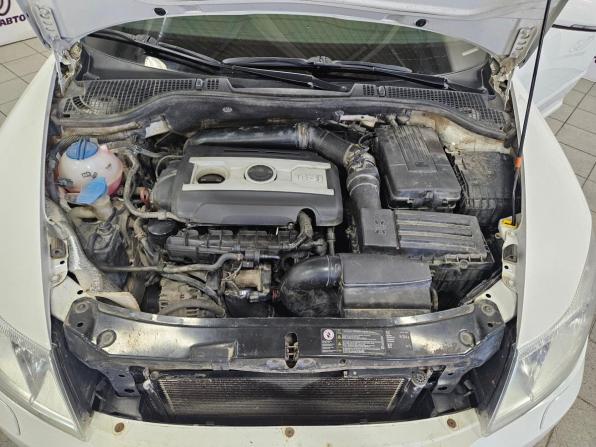 Skoda Octavia II (A5) Рестайлинг с пробегом 2012 года, цена 821 000 рублей, 260000 км, лифтбек, Автокод Объявления