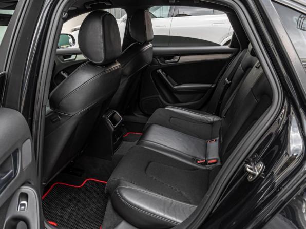 Audi A4 IV (B8) Рестайлинг с пробегом 2012 года, цена 1 280 000 рублей, 247870 км, седан, Автокод Объявления