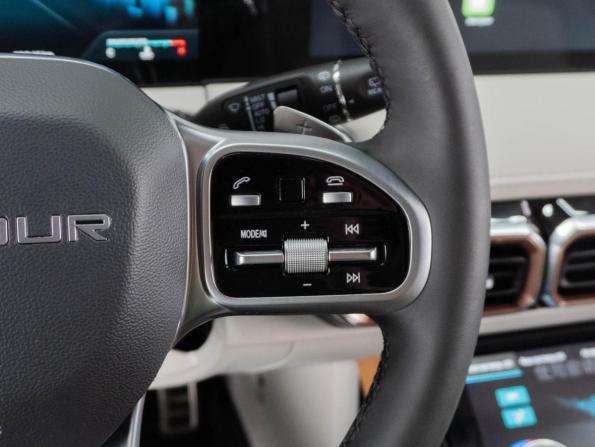 JETOUR X70 PLUS I с пробегом 2023 года, цена 2 979 000 рублей, 22 км, внедорожник, Автокод Объявления
